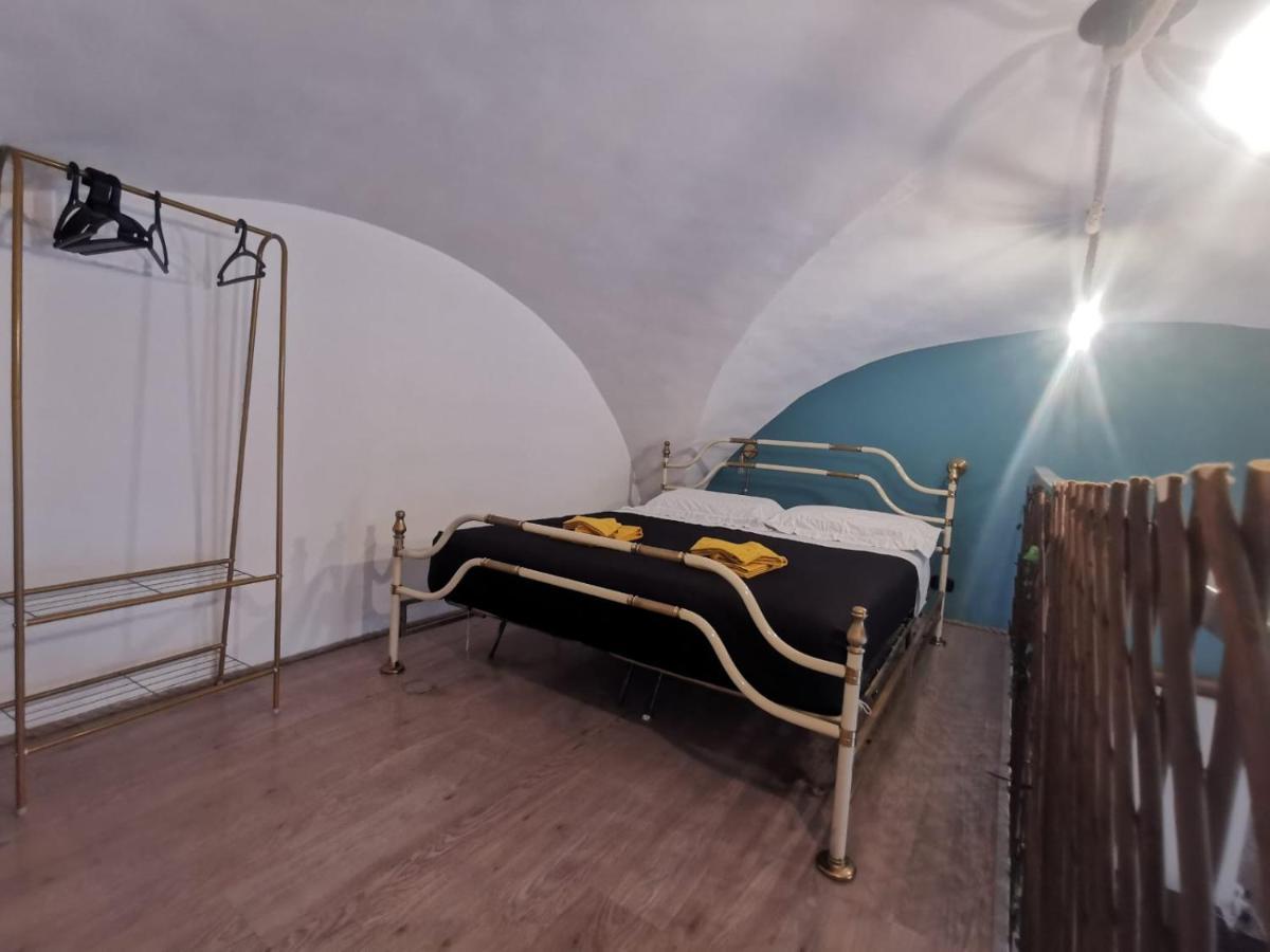 Appartement Lux Loft In Centro à Bari Extérieur photo